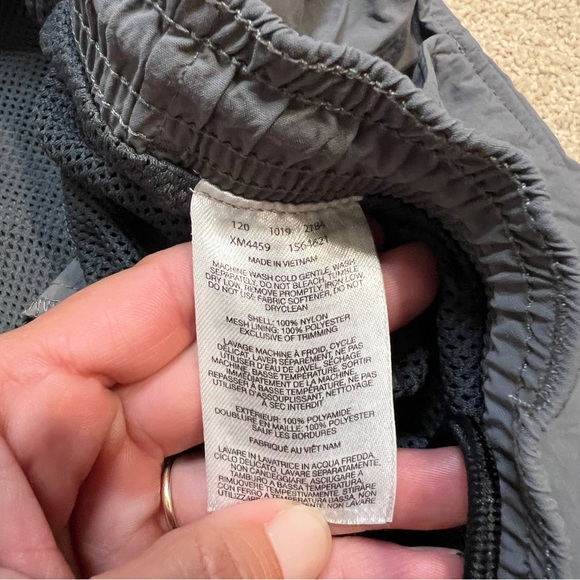 Men’s XL Columbia Swimming Trunks - Picture 4 of 10